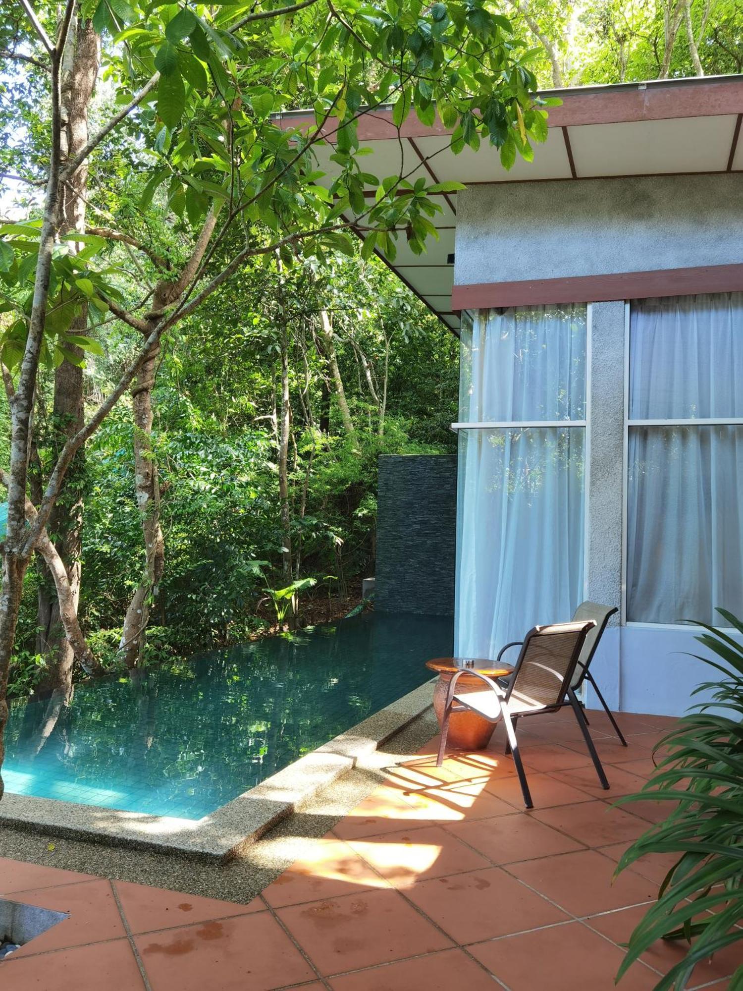 Ambong Pool Villas - Private Pool Pantai Cenang  Exterior foto